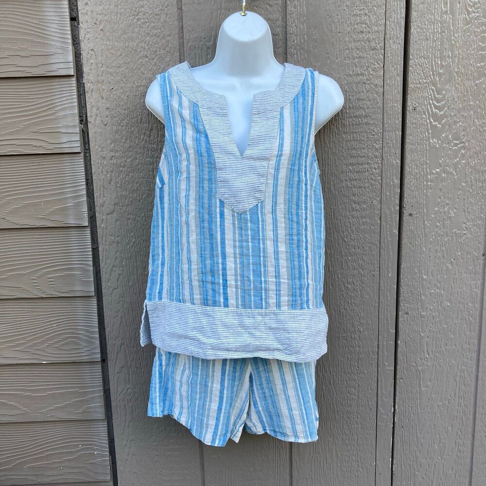 bcbgeneration blue stripes linen and cotton top and shorts  women’s size XS